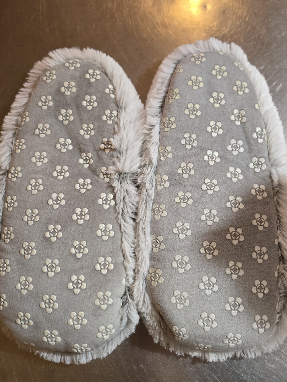 Warmies Microwavable Slippers Gray Faux Fur Lavender Scented Heated Plush - Picture 4 of 8